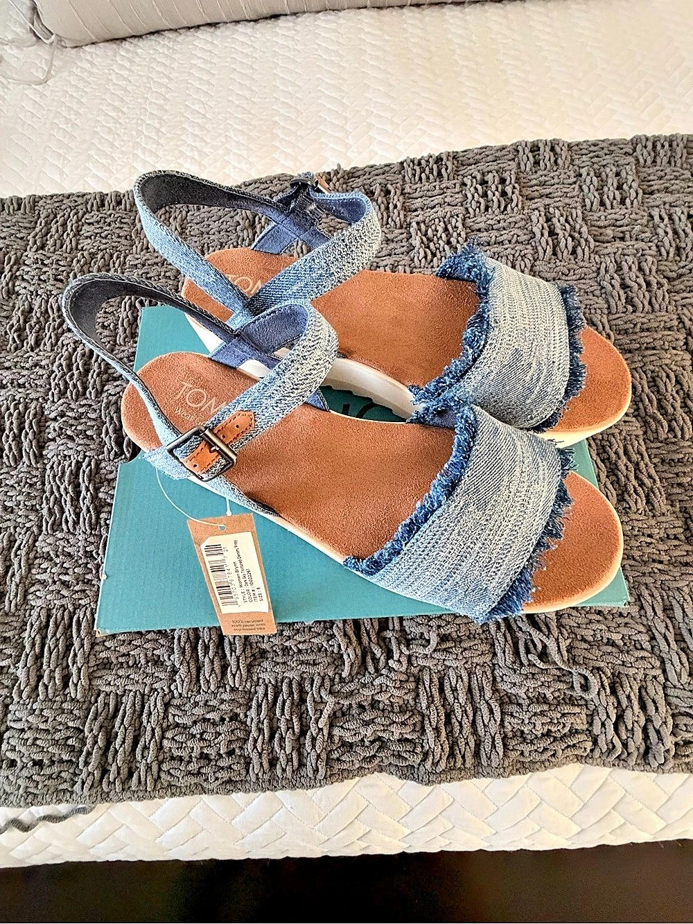 TOMS Bryn Denim Platform Sandals US 8 NWT